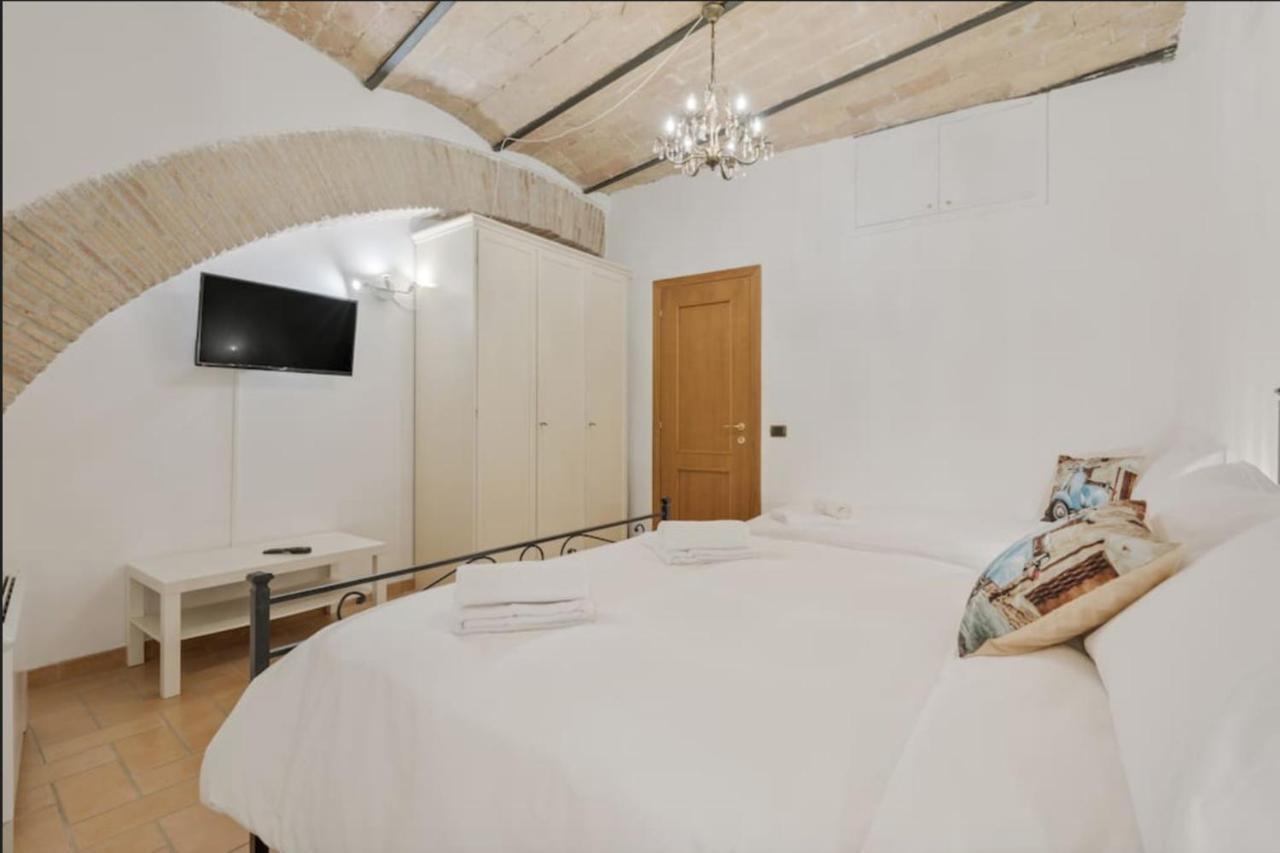 Roma Colosseum Apartment Exterior photo